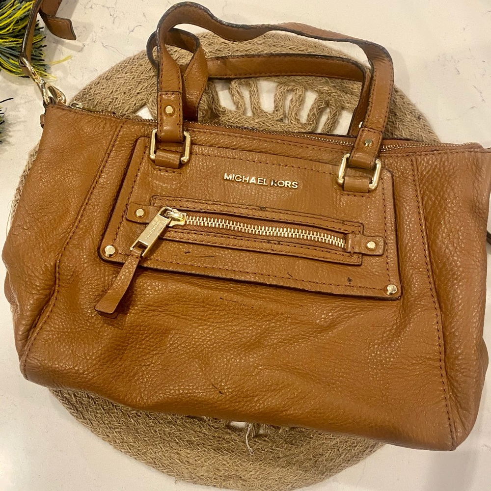 Michael Kors, brown purse